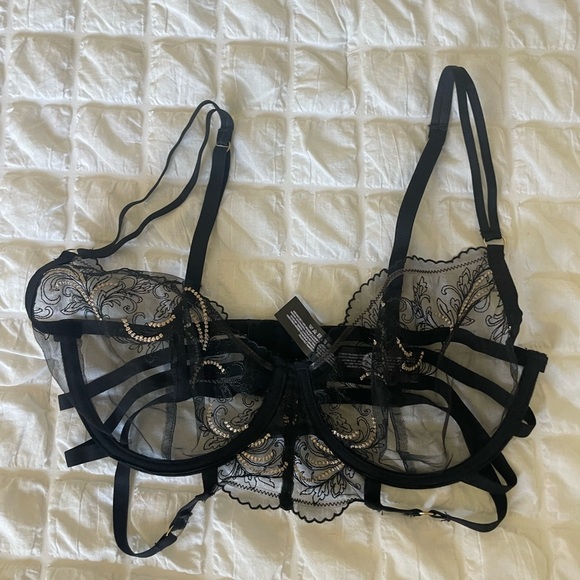 Bluebella Black Lace Balconette Bra - Picture 1 of 7